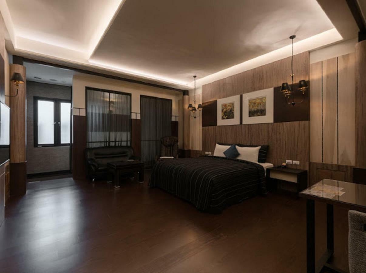 麗馨汽車旅館 Leesing Motel Kaohsiung Exterior foto